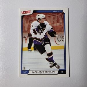 Alexander Ovechkin Victory Hockey Trading Card